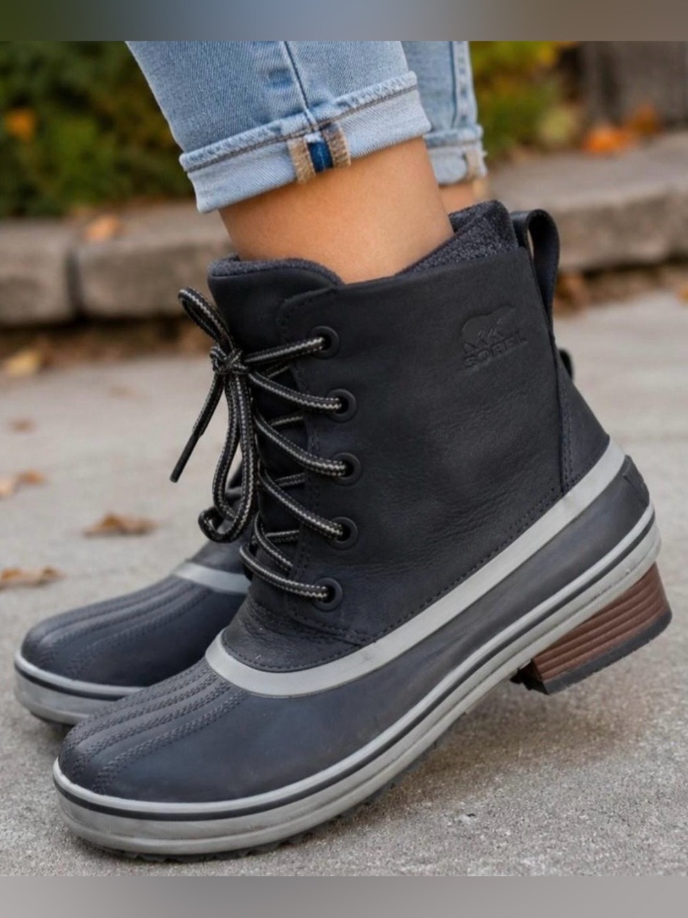 Sorel | Women’s Black/Grey Slimpack III Lace-Up Waterproof Ankle Boots Size 10